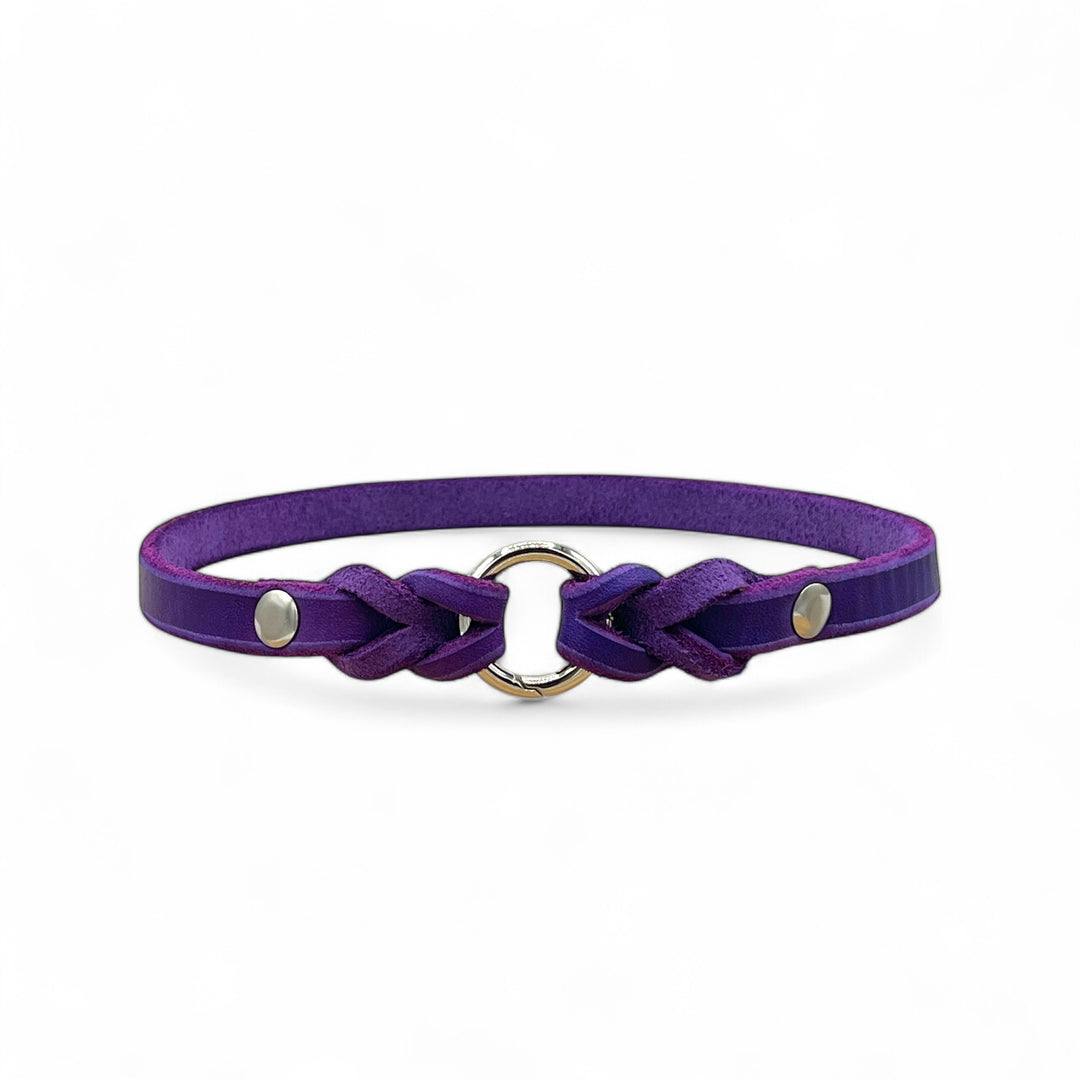 leichtes Hundehalsband, ideal für Hundemarken, handgefertigt aus robustem Leder in lila, personalisiert